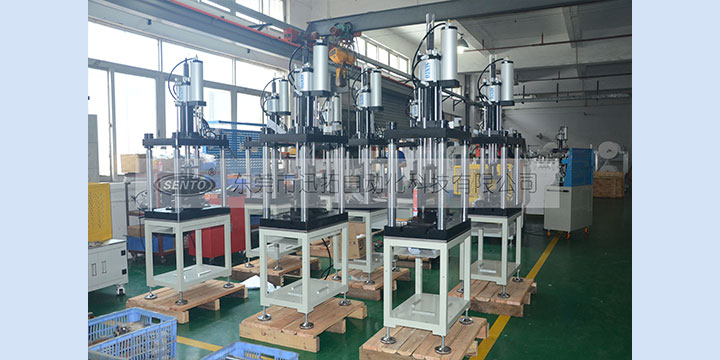 陕西某技术科研所采购森拓四柱气液增压机设备